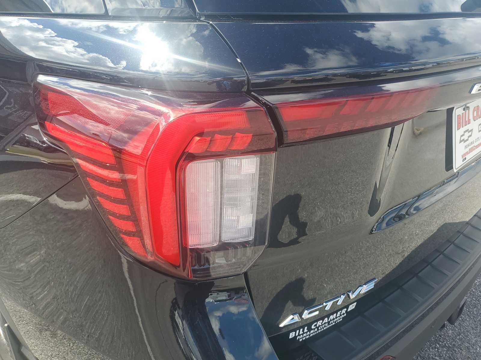 Used 2025 Ford Explorer Active RWD image 5