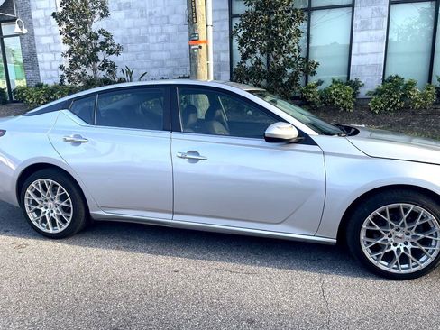 Used 2020 Nissan Altima 2.5 S image 17