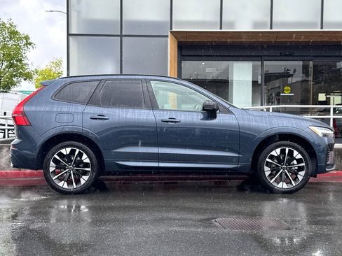 Certified 2026 Volvo XC60 B5 Plus w/ Climate Package AWD/4WD image 9