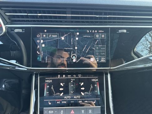 Used 2023 Audi Q7 2.0T Premium w/ Convenience Package image 17