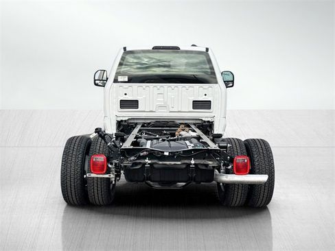 New 2025 Ford F350 XL w/ XL Chrome Package image 4