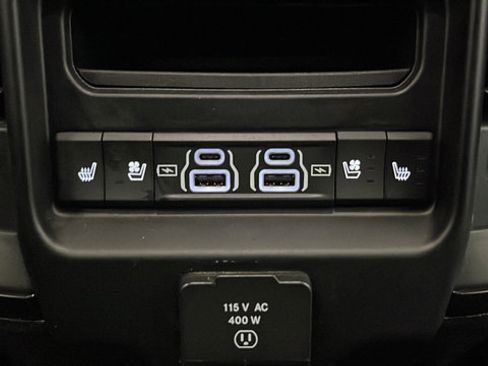 Used 2023 RAM 1500 Limited AWD/4WD image 36