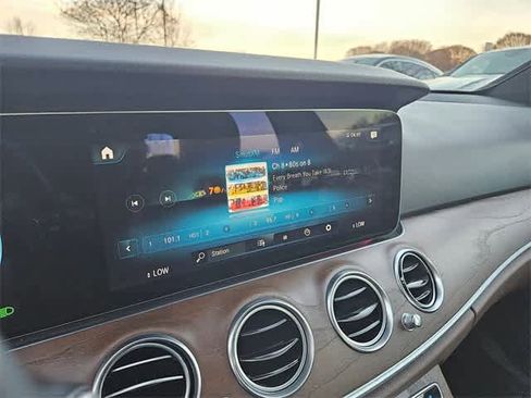 Used 2022 Mercedes-Benz E 350 Sedan image 32