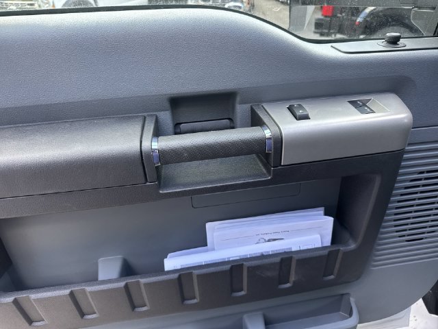 New 2027 Ford F650 2WD Regular Cab Super Duty image 18
