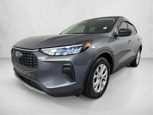 Used 2024 Ford Escape Active FWD image 7