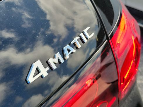 New 2026 Mercedes-Benz GLC 350e GLC 350e image 15