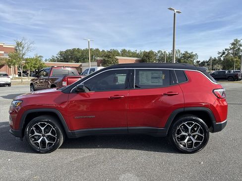 New 2026 Jeep Compass Limited w/ Sun, Sound & Navigation Group AWD/4WD image 5