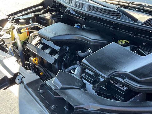 Used 2020 Nissan Rogue Sport SV image 10