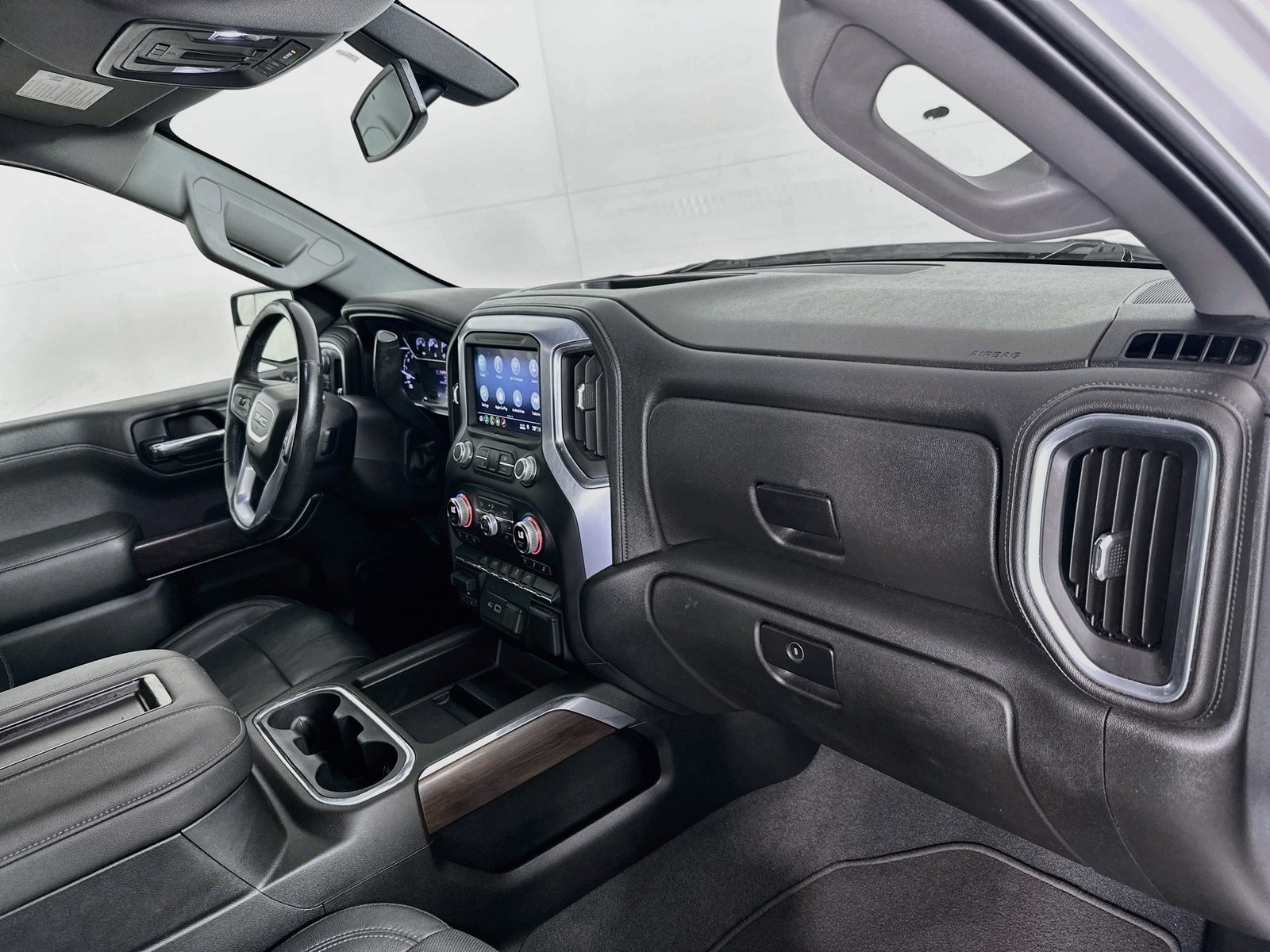 Used 2019 GMC Sierra 1500 SLT w/ SLT Premium Package AWD/4WD image 30