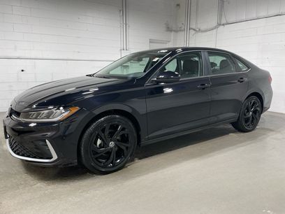 Used 2025 Volkswagen Jetta SE w/ Black Wheel Package