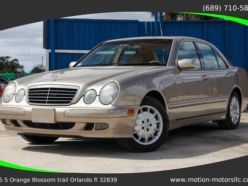 Used 2000 Mercedes-Benz E 320 4MATIC Sedan image 1