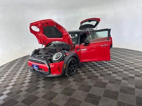 Used 2023 MINI Cooper 4-Door Hardtop FWD image 12