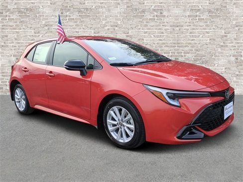 New 2026 Toyota Corolla SE image 1
