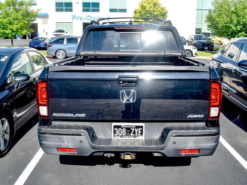 Used 2017 Honda Ridgeline Black Edition image 6