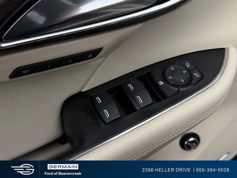 Used 2021 Buick Envision Avenir w/ Technology Package II AWD/4WD image 17