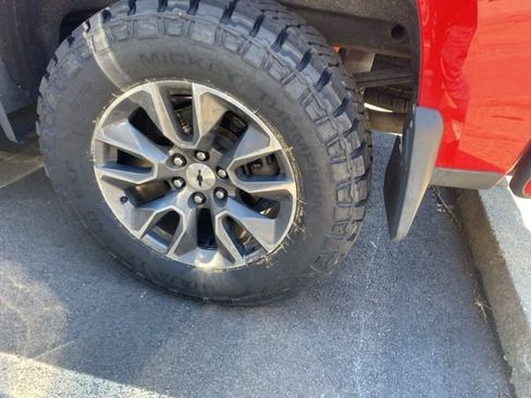 Used 2019 Chevrolet Silverado 1500 RST AWD/4WD image 5