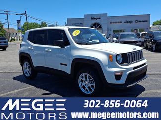 Used 2023 Jeep Renegade Latitude AWD/4WD video 1