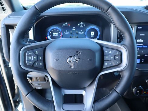 New 2025 Ford Bronco Outer Banks AWD/4WD image 3