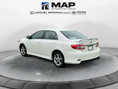 Used 2011 Toyota Corolla S FWD image 3