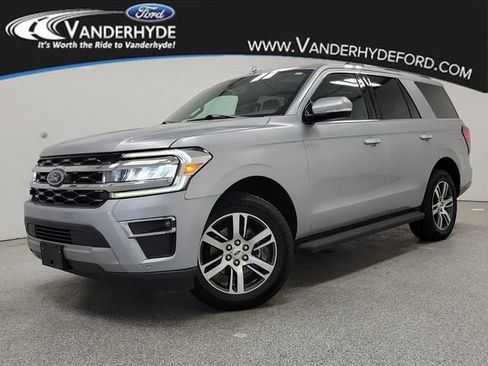 Certified 2024 Ford Expedition Limited AWD/4WD image 1
