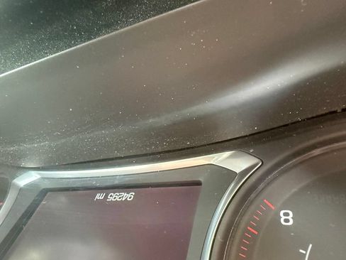 Used 2019 Chevrolet Traverse LT FWD image 5