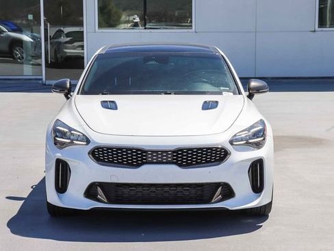 Used 2022 Kia Stinger GT1 RWD image 2