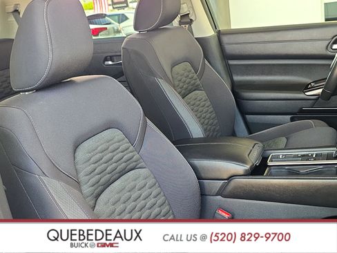 Used 2022 Nissan Pathfinder SV FWD image 30
