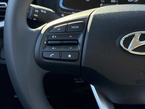 New 2026 Hyundai Venue SE image 6