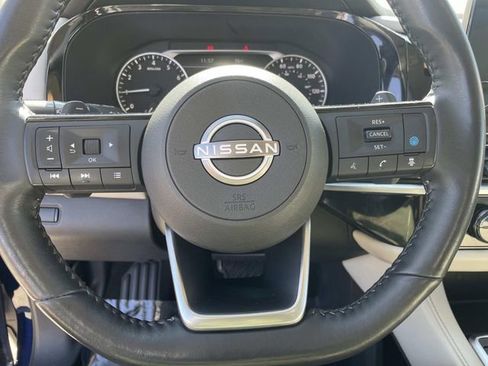 Certified 2023 Nissan Pathfinder SL image 18