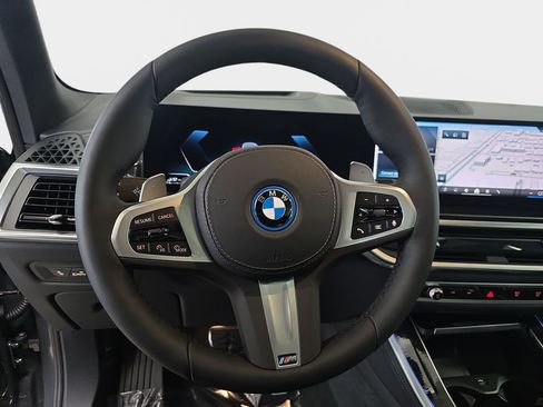 New 2026 BMW X5 xDrive50e w/ M Sport Package AWD/4WD image 13