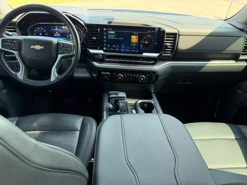 Used 2023 Chevrolet Silverado 1500 LTZ w/ Technology Package AWD/4WD image 8