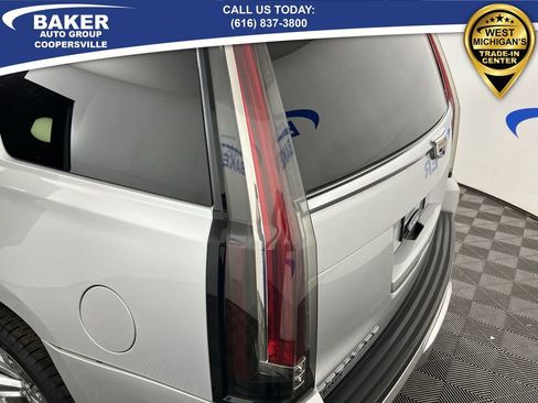 Used 2019 Cadillac Escalade Premium Luxury w/ LPO, Radiant Package image 38