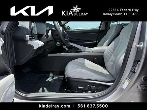 Used 2023 Hyundai Elantra Limited w/ Cargo Package FWD image 18