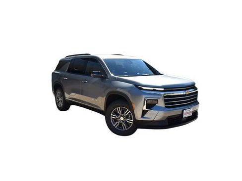 New 2026 Chevrolet Traverse LT w/ Driver Confidence Package image 2