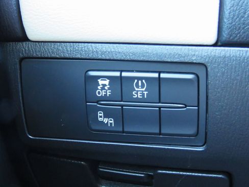 Used 2016 MAZDA MAZDA6 Grand Touring image 23