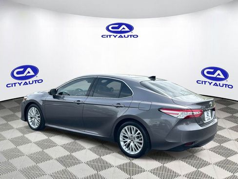 Used 2020 Toyota Camry XLE w/ Driver Assist Package image 6