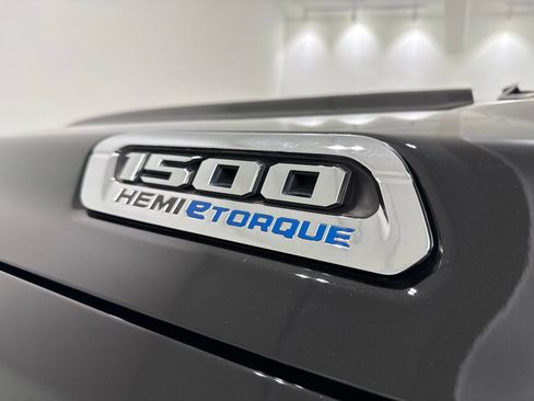 Used 2022 RAM 1500 Big Horn AWD/4WD image 13