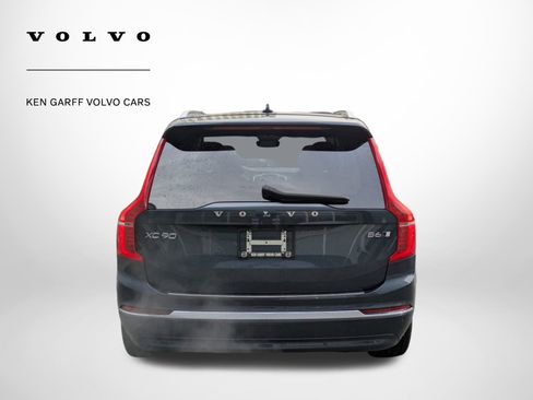 Certified 2023 Volvo XC90 B6 Plus w/ Protection Package Premier image 4