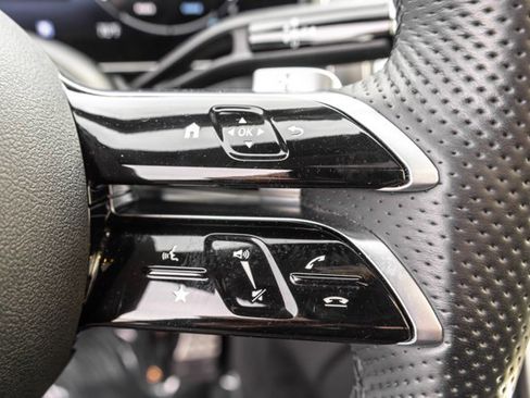 Certified 2024 Mercedes-Benz GLC 300 4MATIC image 16