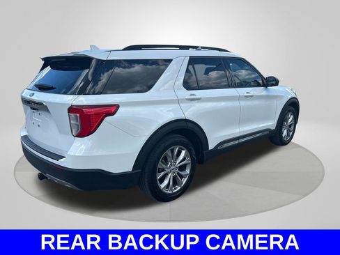 Used 2023 Ford Explorer XLT w/ Equipment Group 202A RWD image 5