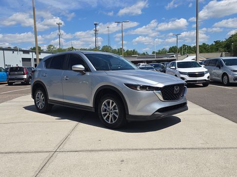Used 2022 MAZDA CX-5 AWD 2.5 S w/ Select Package image 2