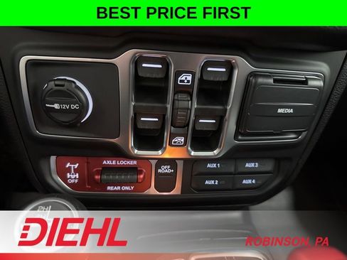 New 2026 Jeep Wrangler Unlimited Sport AWD/4WD image 29