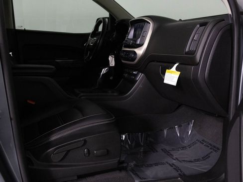 Certified 2022 GMC Canyon Denali image 36