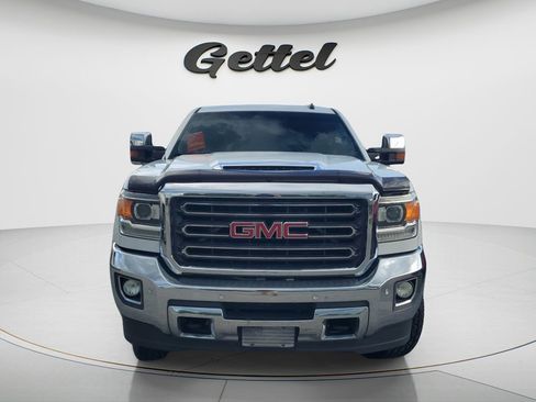 Used 2018 GMC Sierra 2500 SLT w/ Duramax Plus Package AWD/4WD image 2
