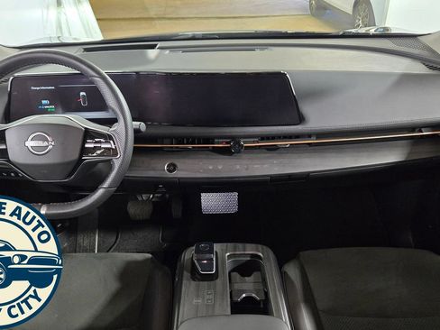 Used 2023 Nissan Ariya AWD image 27