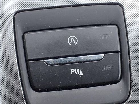 Certified 2024 Ford Edge Titanium image 18