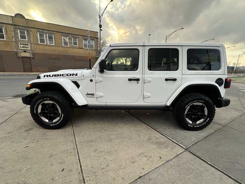 Used 2021 Jeep Wrangler Unlimited Rubicon w/ Steel Bumper Group AWD/4WD image 8