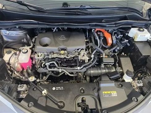 Used 2021 Toyota Sienna LE image 43