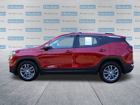 Used 2024 GMC Terrain SLT FWD image 9
