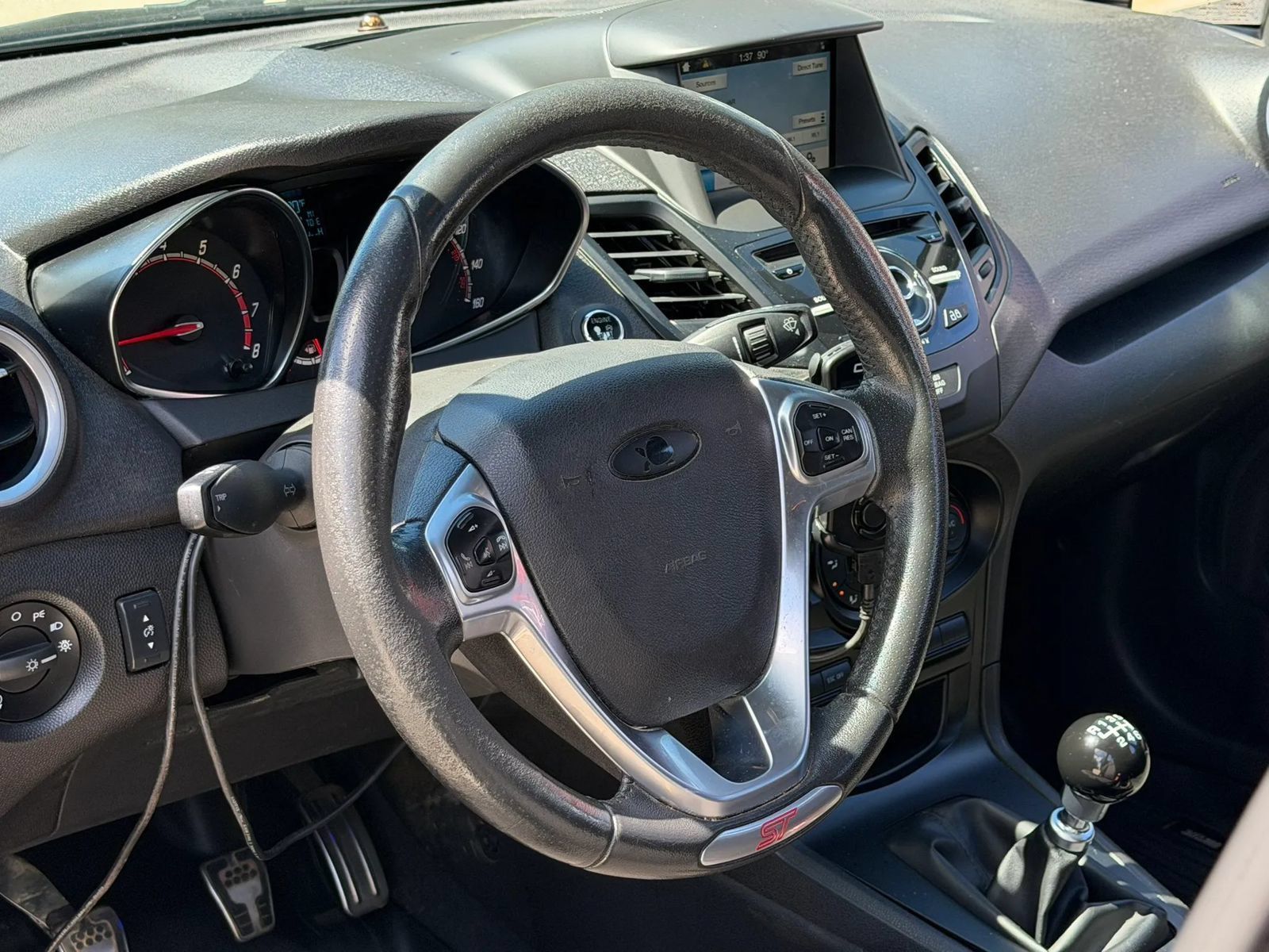 Used 2018 Ford Fiesta ST FWD image 5